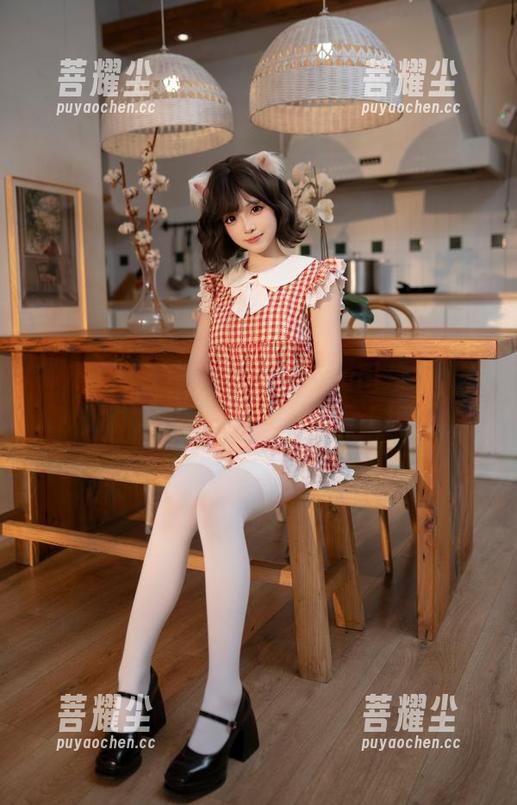 哪儿来的这么多新奇？Bangni邦尼和她的体操服，高清美图工厂上线！