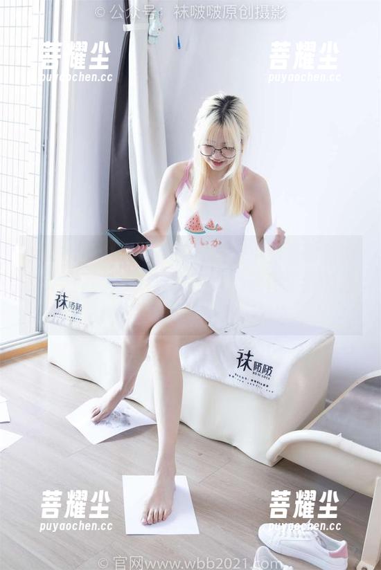 BoBoSocks袜啵啵 - 跟上小甜豆最新图册：三双帆布鞋，一不小心萌化了我的心！