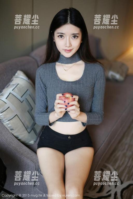 MyGirl美媛馆 - 崔乖艺的私拍图包：不仅仅是长腿，我的目光完全被牵引走了。