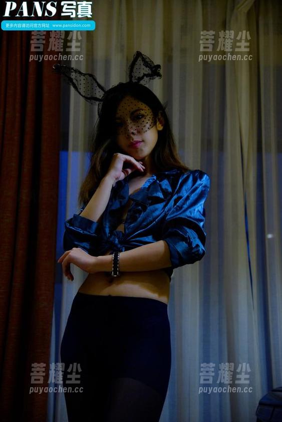 PANS写真 - 最新的图包里，sisi试了丝袜，这种形式感真的挺耐人寻味。