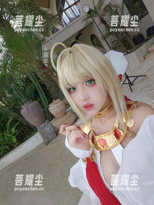 PuyPuyChan带你COS南丁格尔，万圣节都甜得让人狂欢，资源上线！