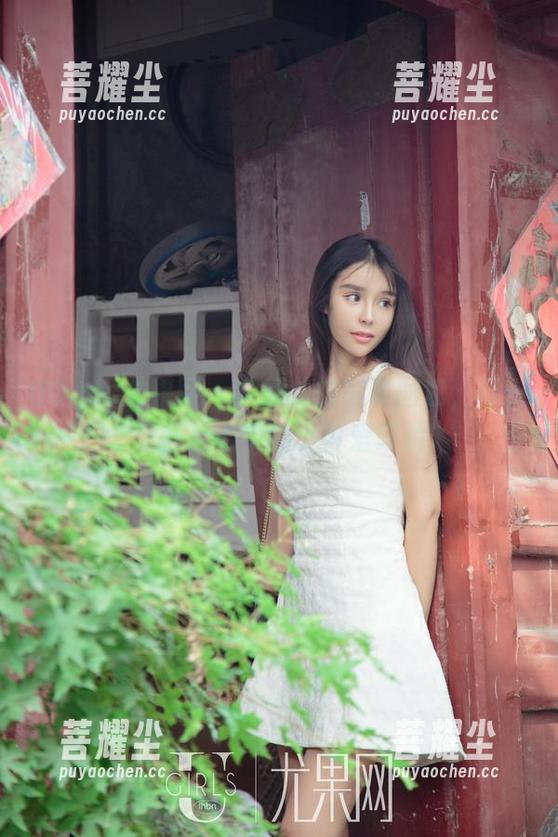 UGirls尤果网 - 李颜儿的写真图包，每一张都是心中的小可爱碎片