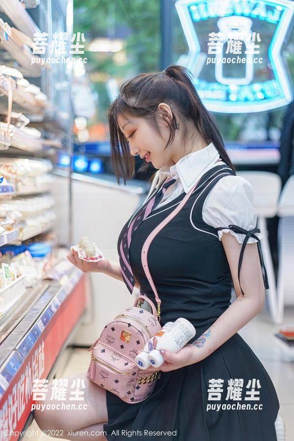 Xiuren秀人网 - 妮儿Bluelabel的高清网袜，不小心把我信仰拉回来了！