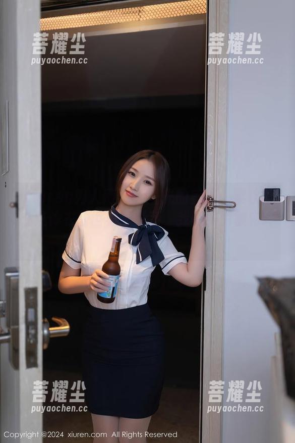 Xiuren秀人网 - 无圣光的美图：黎秋秋在连体衣的世界里游荡，我的眼睛被宠坏了。