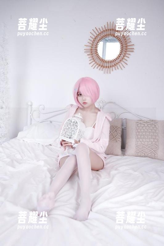 eloise软软和她的白旗袍：简单又好用的cos资源，你懂的～