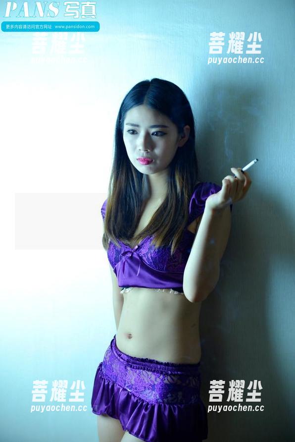 pans - 原图里的兰心学姐，写真反倒给人意想不到的层次感。