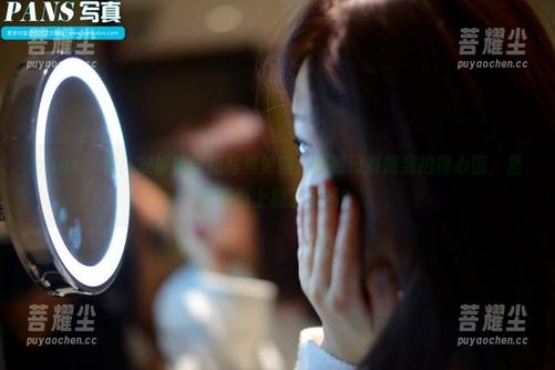 pans - 看！安妮的学姐写真更新，居然没有把我拍得心慌，是在画面上撒了糖吗？
