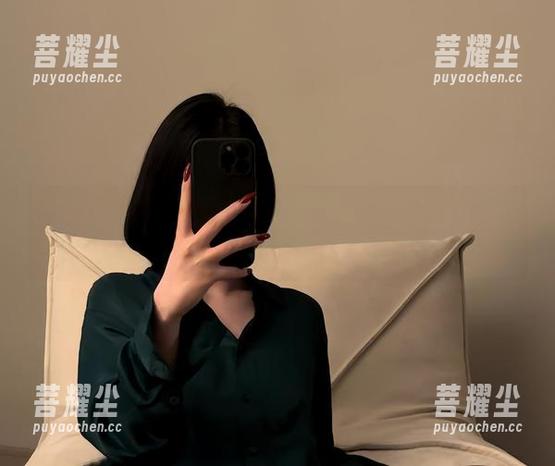 微密圈 - 保守的二舅妈长腿全套图包，腿部展示比我发型靓还令人侧目！