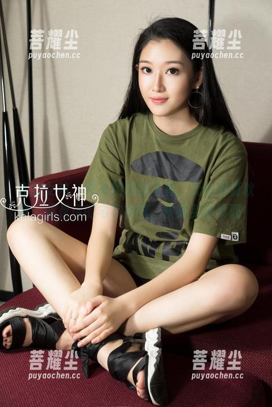 克拉女神 - 芊芊的棉袜写真，无论春夏秋冬，都是你的宅家神器，快来免费领取！