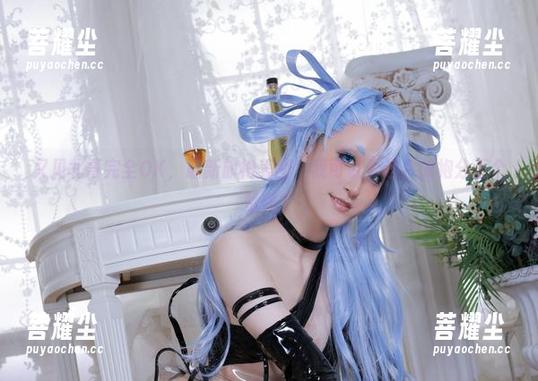 又见北哥完全OK，最新旗袍美图！我可以为这件旗袍分五个赞吗？
