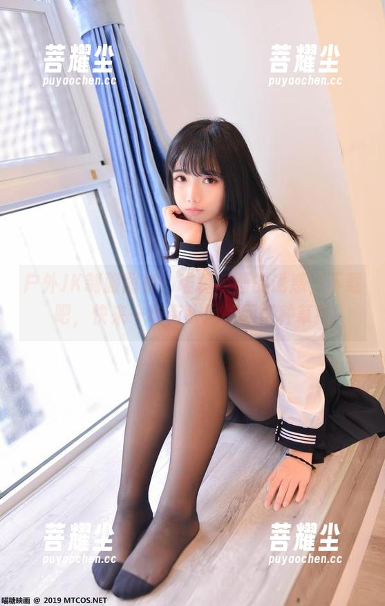 户外JK制服图集：喵糖映画的诱惑，下载吧，快来一场街头风的回忆种草！