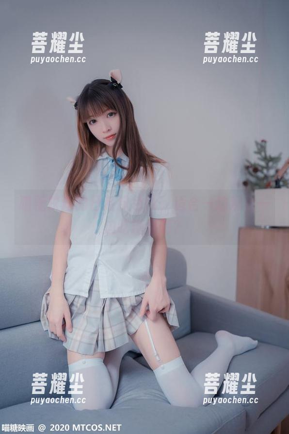 喵糖映画的日系粉色jk，适合一边观看一边吃糖果吧？
