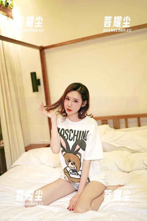 嗲囡囡 - 浏览流氓小巫女的在线白丝美图，突然觉得一切都变得热烈了