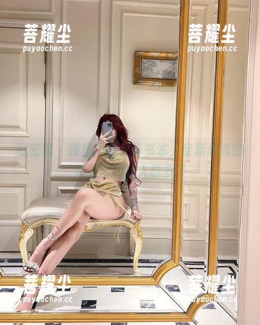 微密圈 - 教室不是只有书本，奈斯希希的高清写真让人想多了