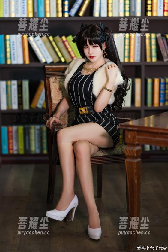 小仓千代w的女神cos：让我意识到，套图不仅好看，还能撒币！
