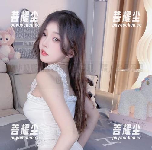 小小奶瓶儿在迦南在线再现，喂，你是不是也想来一口？