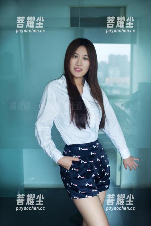 推女郎-土豆姐 推女郎 - 私拍中的土豆姐妹妹在玩耍,这套图谁敢说不治愈?