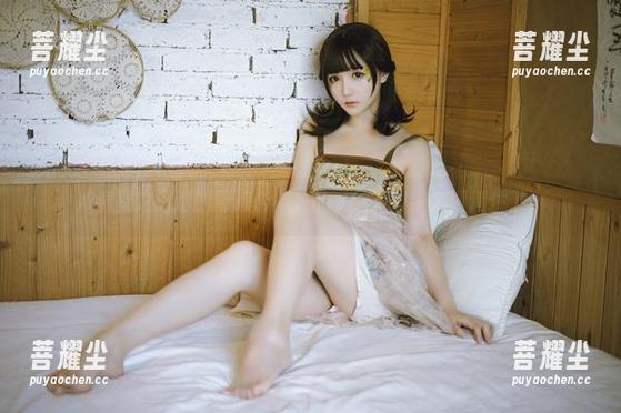 星之迟迟 冲着星之迟迟的厨娘合集去的,结果却被美图迷住了!