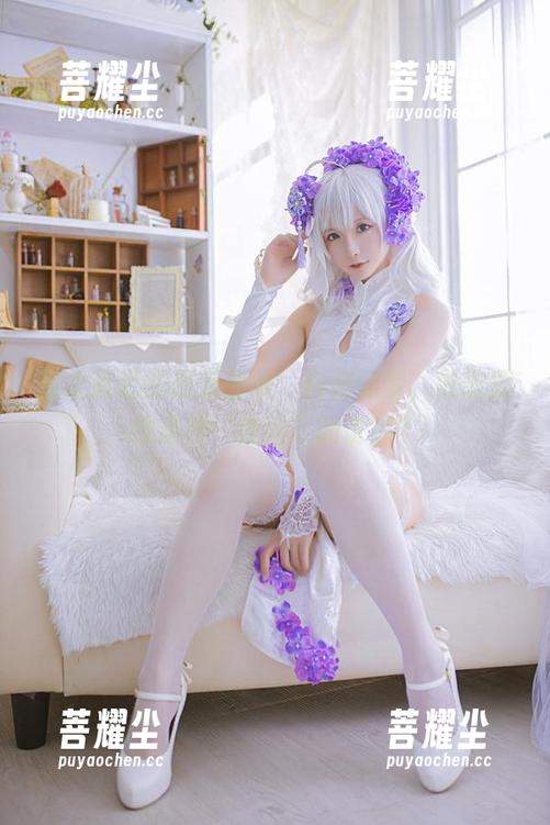 星之迟迟的最新图集，白裙如梦，谁能拒绝这种“纯洁”的诱惑？