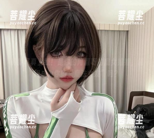 最新写真上线！是你的阿薰呀的魔女姐姐，值得成为你的“魔法女友”吗？