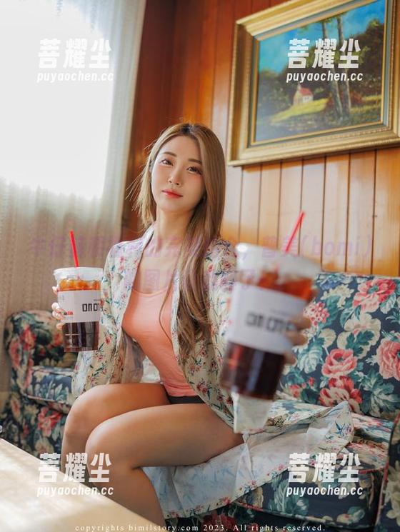 牛仔裤和福利的完美结合，普美(bomi)的图片让我醉了！