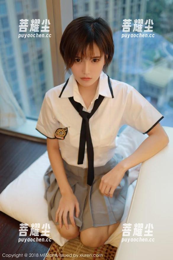 模范学院 - 该不会是刘飞儿Faye给黑丝定制了图集，透过画面竟有种若即若离的迷离