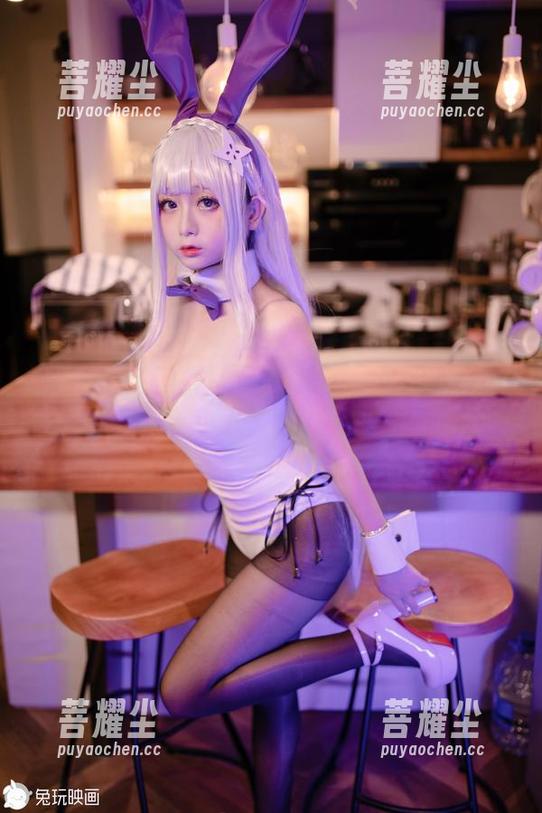 樱井小莜的白丝cos合集——这回变身谁来着？小丑？呸，认真点！