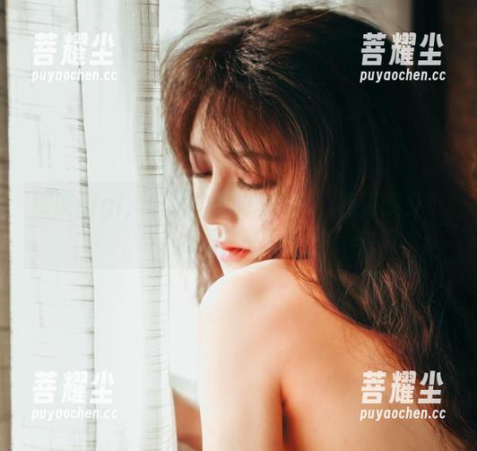 樱晚gigi 樱晚gigi,你这忒美的私房照,藏了多少小心思在里面?