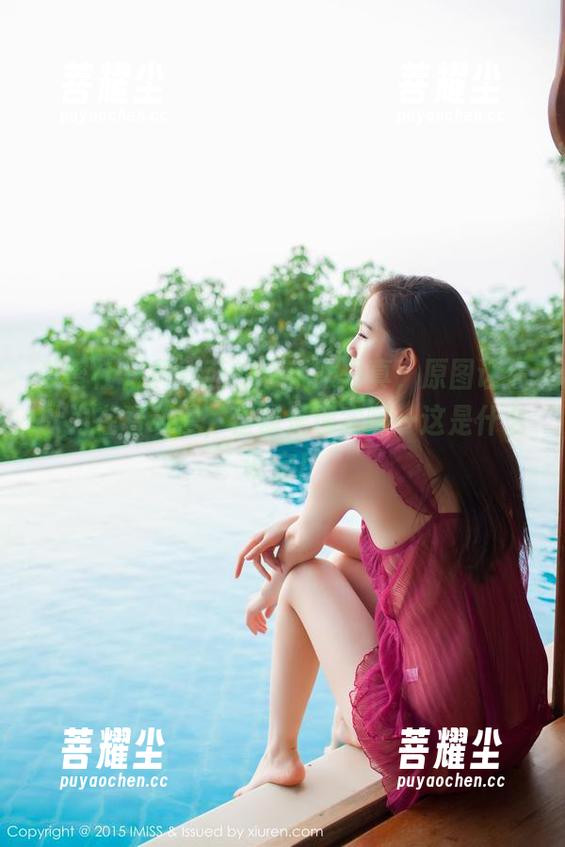 爱蜜社-黄歆苑 爱蜜社 - 黄歆苑的水手服写真,原图让你以为在看动漫,但却是现实啊…这是什么设定!