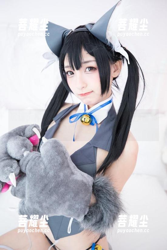 沉迷于神乐坂真冬的Reimu猫娘原图福利，求肌肤之亲吗？
