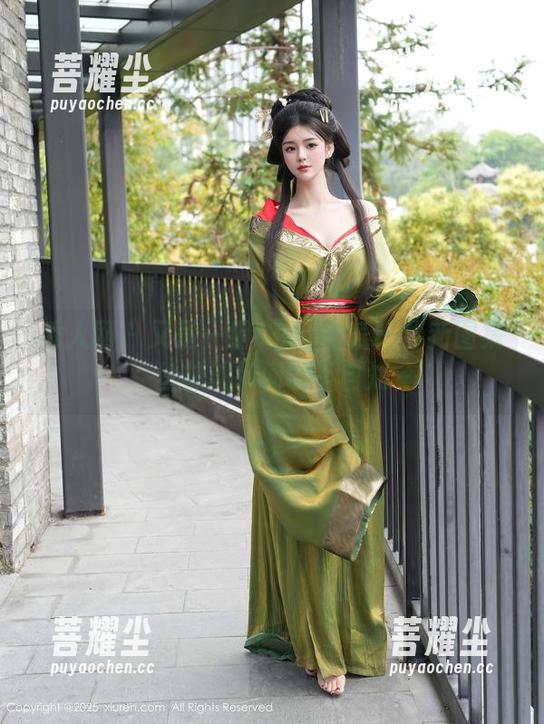 秀人网 - 又是一组Demon瑶瑶最新图集，丝袜流转间的不自知～