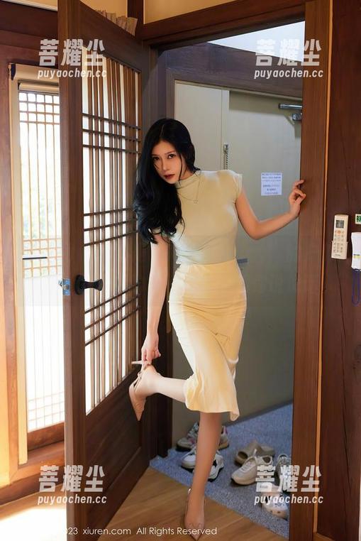 秀人网 - 竟然是“周慕汐fairy”的户外写真？图集中的每一瞬都想和你说说话。