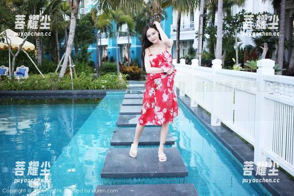 美媛馆 - 田芯娜Angel的美脚原图可下载，顺便给我点勇气上半身修图，不然我就憋屈了。