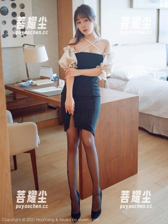 花漾show - 宋KiKi最新来自白裙的浪漫：图库的每一寸都让人想喝奶茶！