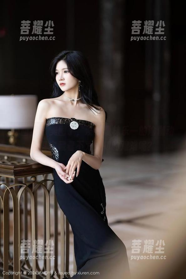 语画界 - 美图了，没发现林乐一的瑜伽动作其实藏着不为人知的艰难呢？