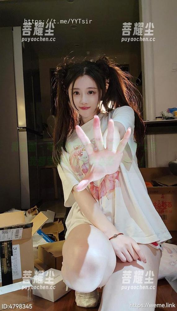 微密圈 - 每次看到轩子巨二兔的护士照，我都觉得图库下载必须‘抢’！