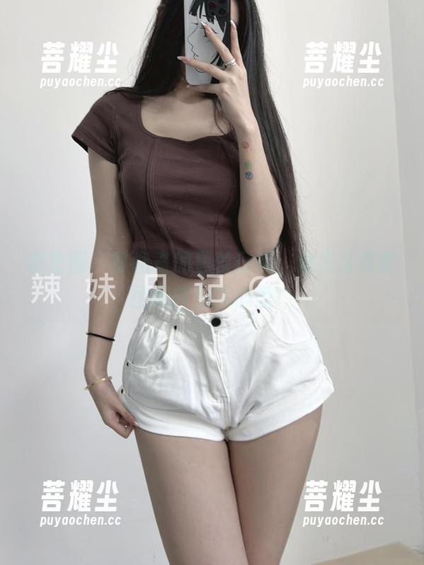 微密圈 - 陈佩奇的黑丝日常，油亮写真套图玩转你的心思！