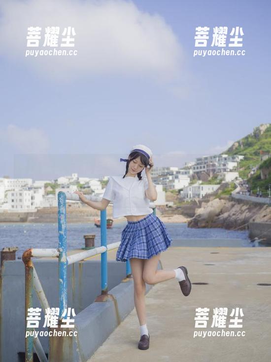 魔物喵nigisa 透过物置看私房:魔物喵nigisa的女子大生时刻,貌似有点迷人诶