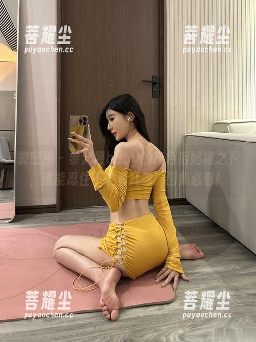 微密圈 - 黎允熙baby的灰色后妈裙之下，谁能忍住不多看几眼？图集必看！
