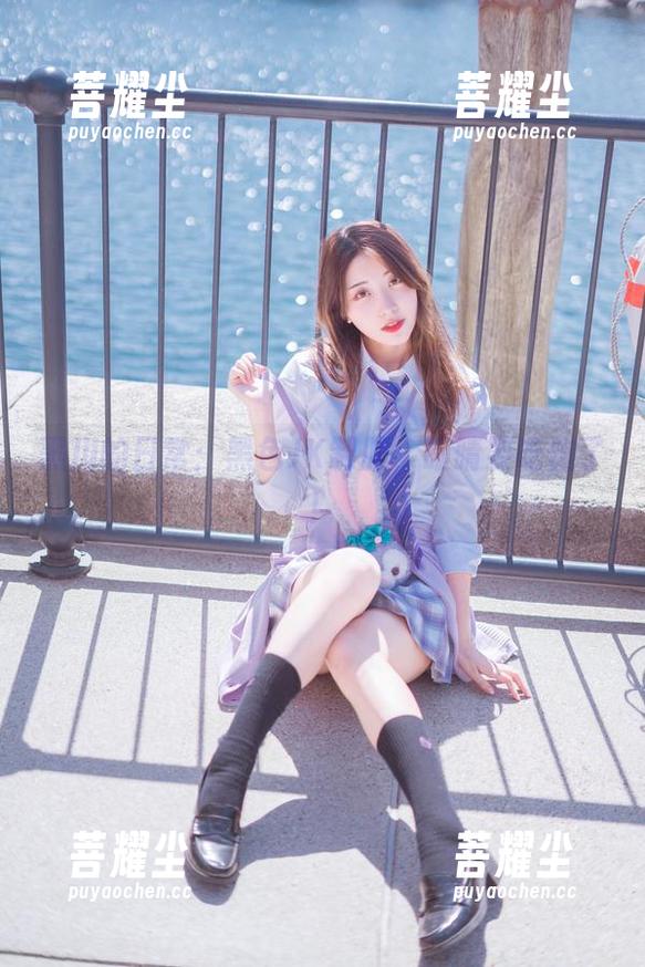 黑川的日常：黑色JK制服，眼睛要吃饱了！